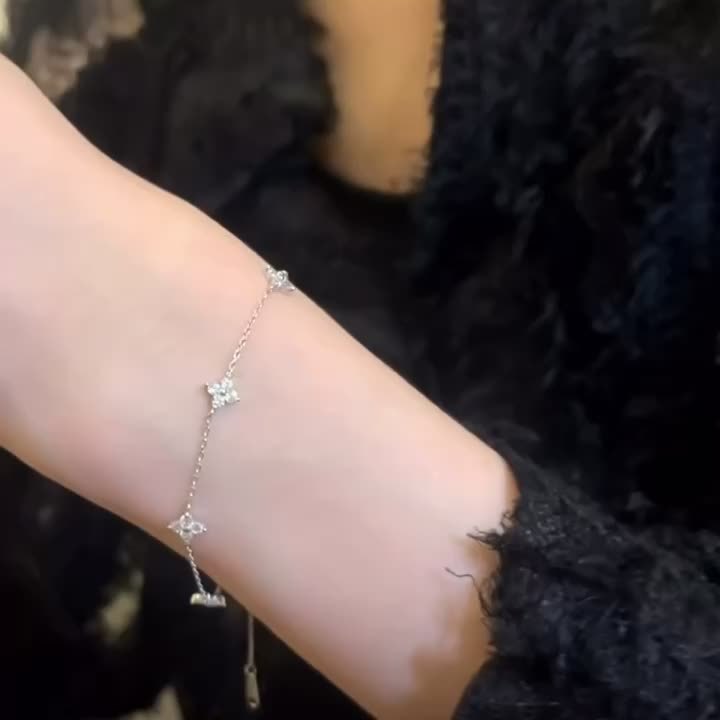 Elegant Sterling Silver 925 Bracelet with zirconia Flower Charms - Simple Classic Design, No Plating, Ideal for Daily Wear, Perfect Mother'S Day Gift