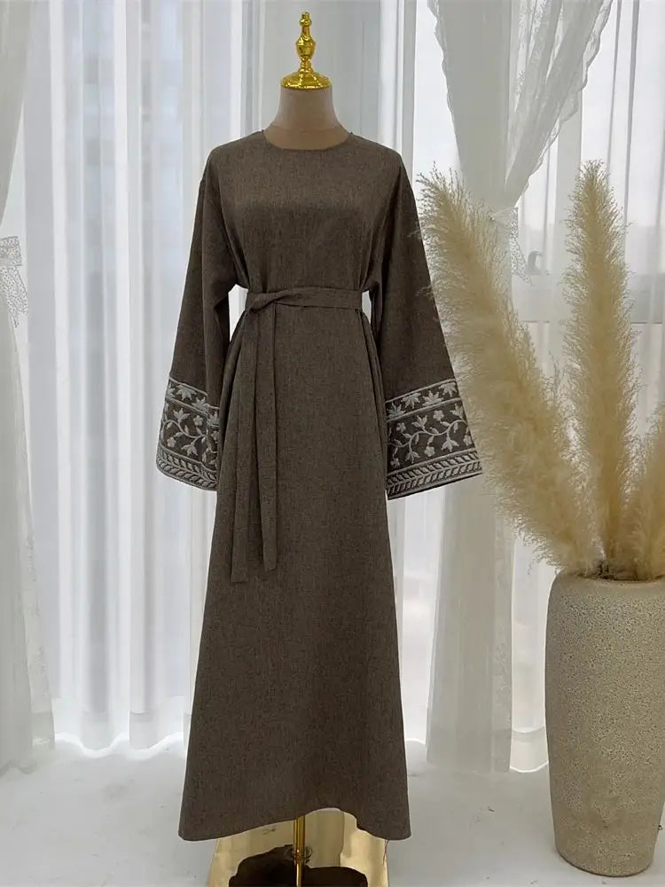 Linen Flower Embroidered Abaya Luxury Elegant Muslim Retro Kaftan Modest Dresses for Women Islam Clothing for Women Kebaya