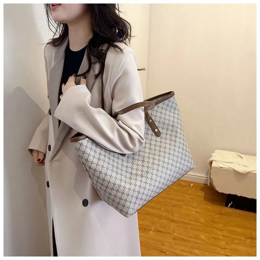 Fashion Women Handbags Classic Design Shoulder Bag Large Capacity Tote Bag Ladies Casual Commuting Bag