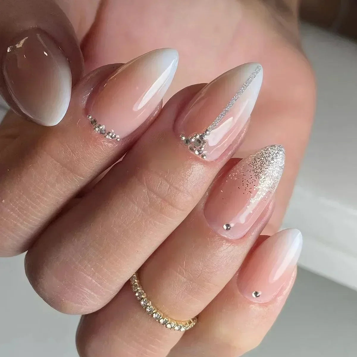 24Pcs Finished False Nails Detachable Long Almond Fake Fingernails French Pink Wave Line Designs Press on Nails Manicure Tips