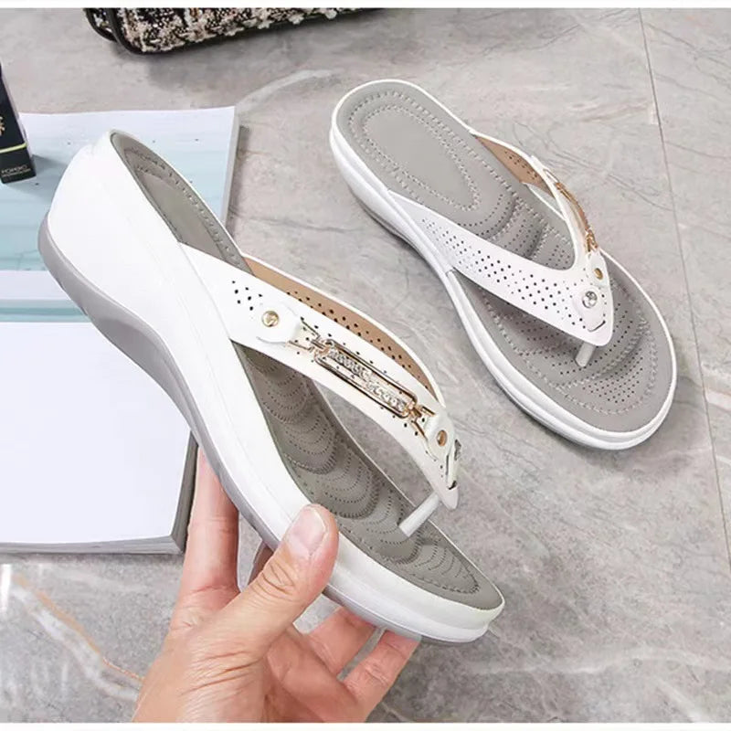 35-43 Shoes for Women Summer Fashion Wedges Metal Button Slides Shoes Beach Sandals Women Outside Platform Slippers Flip Flops