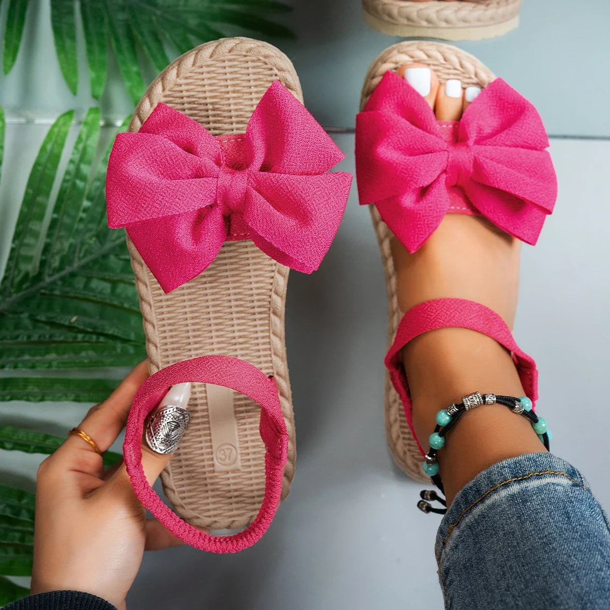 Women Sandals New Summer Lightweight Sandals Fashion Beach Casual Slippers Outdoor Bow Tie Flat Shoes Home Slides Women
