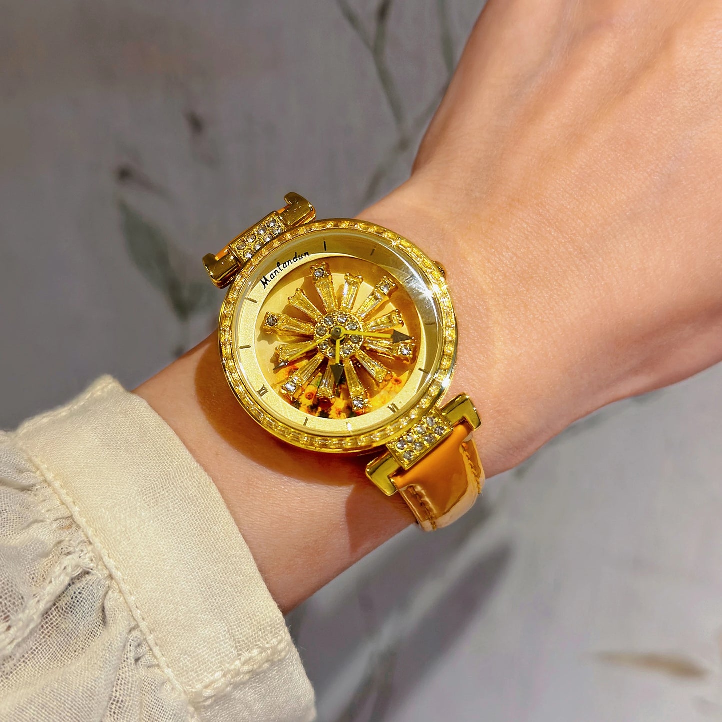 Fashionable Women's Watch With Transparent Back, Diamond Inlaid, Rotating Galaxy Dial, Sunflower Design Waterproof Quartz Watch