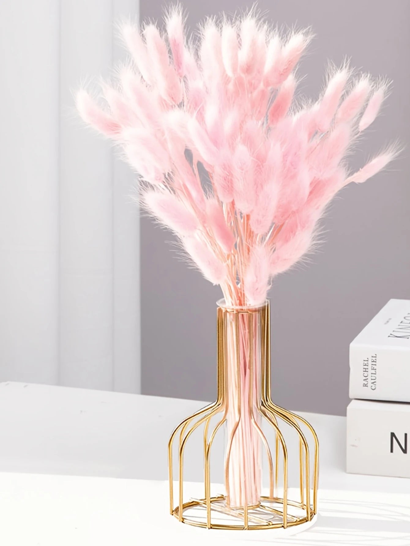 Modern Nordic Iron Vase Ideal For Dried Flowers Stylish Decor Black or Gold