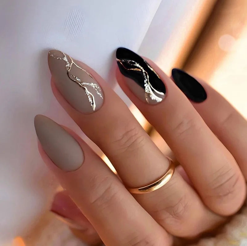 Medium-length Acrylic Almond Fake Nails Art Cool Hottie Girl Wear False Nails Europe and USA Press on Nail Removable French Nail