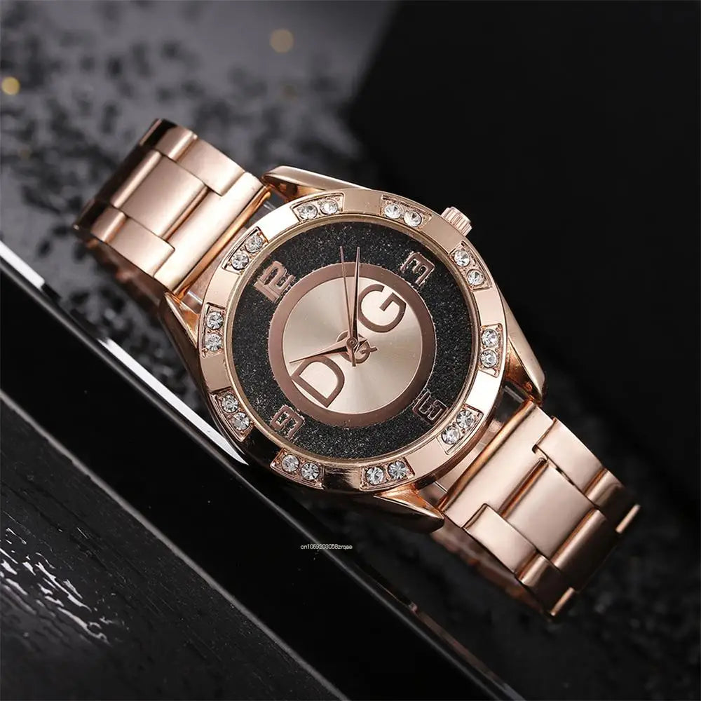 Luxury New Brand Women Watch Fashion with Diamonds Crystal Design Quartz Watches Leisure Rose Gold Stainless Steel Strap Clock